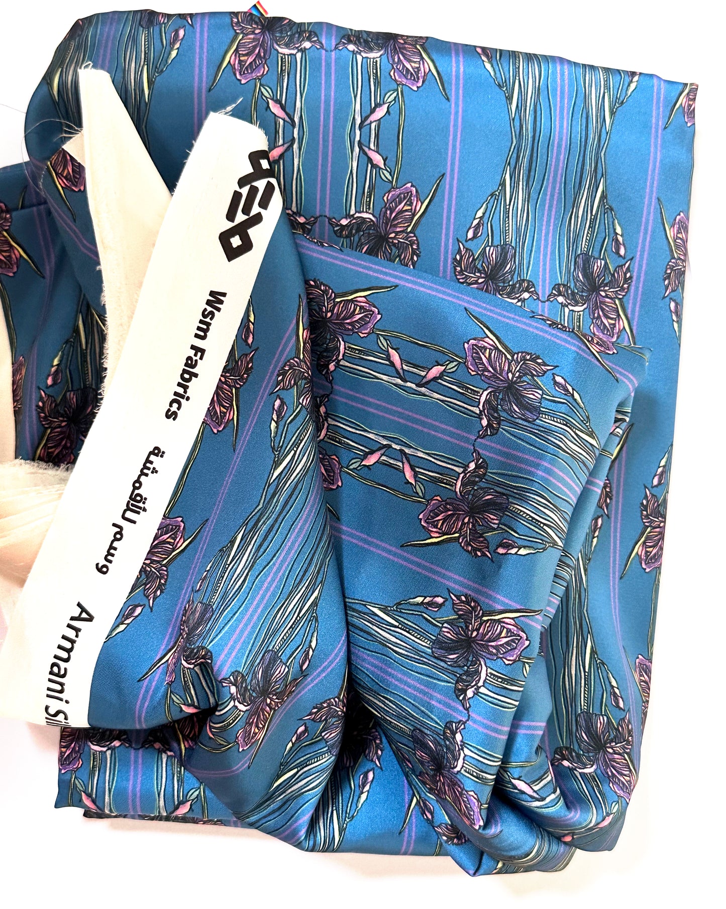 وردة السوسن | Iris Flower Blue Armani Silk